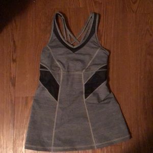 New lululemon tank top🍋